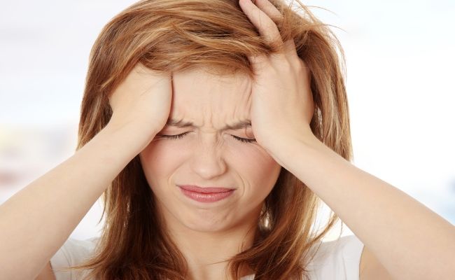 14 façons de prévenir et de se débarrasser d'un mal de tête