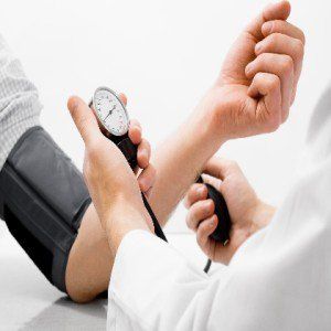 Comment traiter la haute pression sanguine