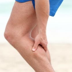 Comment traiter les crampes dans les jambes efficace