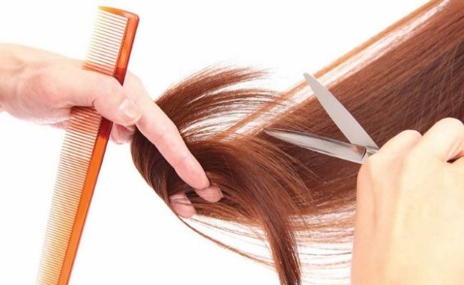 Coupez vos cheveux régulièrement