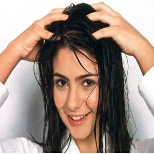 massage des cheveux