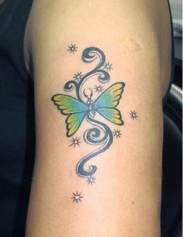 Papillon de tatouage pour les filles