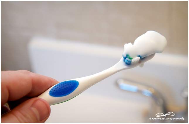 se brosser les dents avec du bicarbonate de soude