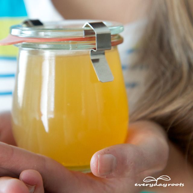 4 Traitements de miel pour secs et abîmés Hair- ces masques de miel laissera vos cheveux doux, forts et brillants.